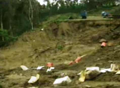 Chuvas intensas provocam derrocada