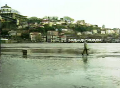 Cheia nas zonas ribeirinhas do Porto e Gaia