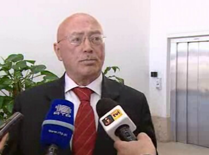 Reações dos sindicatos ao aumento dos impostos