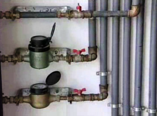 Consumidores não pagam água