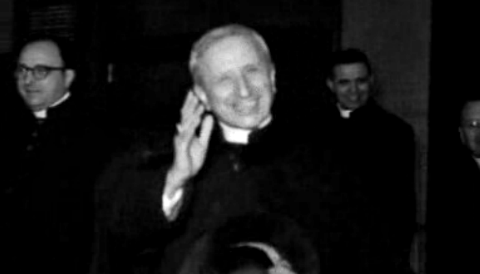 Chegada do Arcebispo Fernando Cento a Lisboa