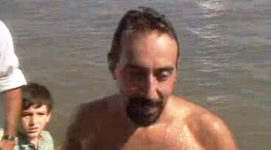 Marcelo Rebelo de Sousa mergulha no rio Tejo