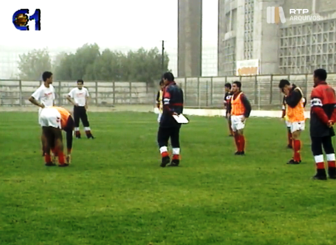 Futebol: Benfica demite treinador