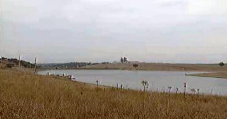 Na Fronteira do Progresso