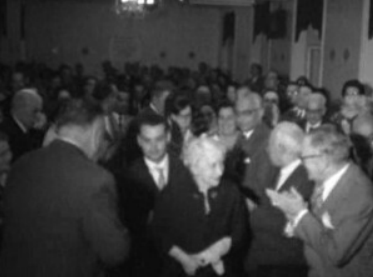 Homenagem a Palmira Bastos