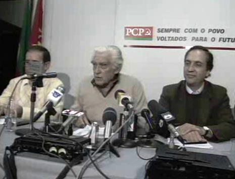 Álvaro Cunhal deixa cargo no PCP