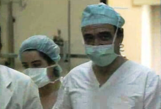 Operação de transplante do fígado