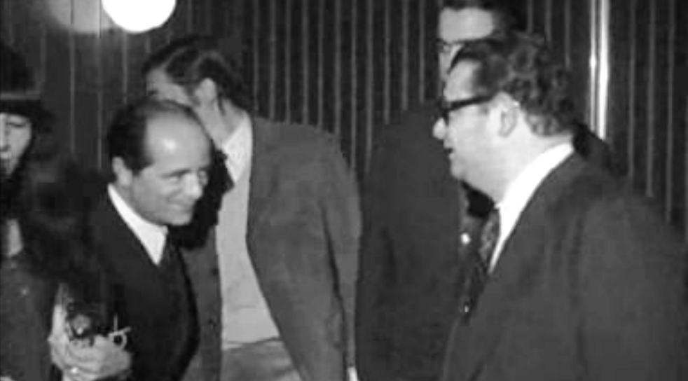 Delfim Netto oferece receção a jornalistas