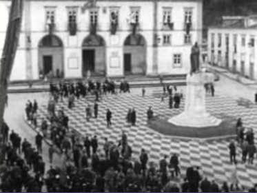 Cortejo das Coroas em Tomar