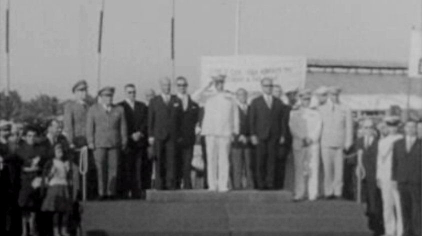 Partida de Américo Tomás para Angola