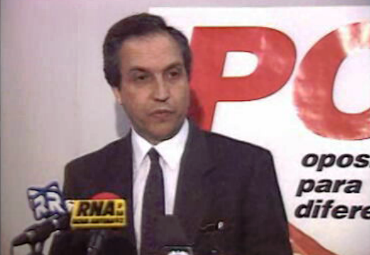 Carlos Carvalhas critica a política de emprego