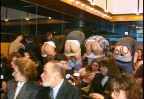 Estudantes protestam contra as propinas