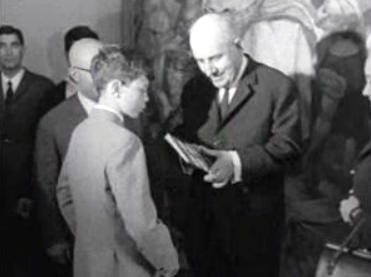 Homenagem a Calvet de Magalhães