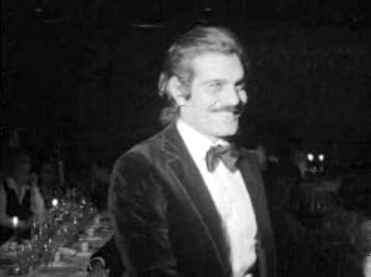 Omar Sharif recebe prémio de Bridge