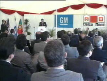 Construção de fábrica da General Motors