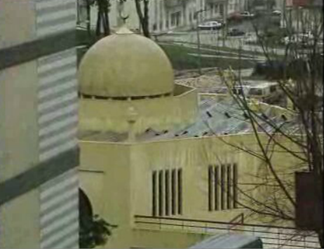 Jovens atacam mesquita em Odivelas