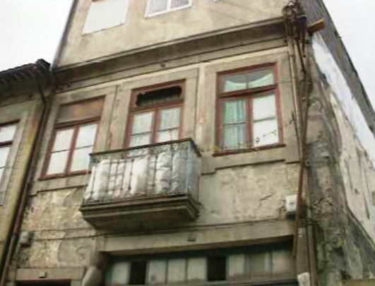 Construção de risco em Vila Nova de Gaia