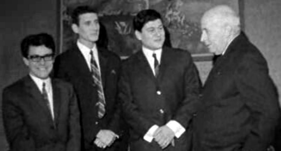 Américo Tomás recebe o Trio Harmonia