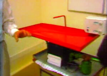 Invenção para extrair o óleo da água