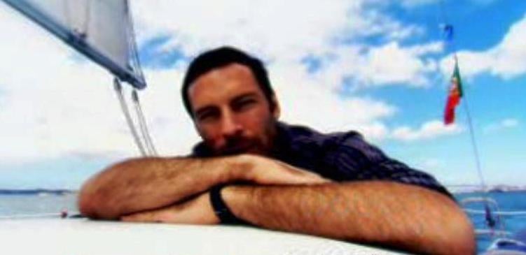 “Eis-me Acordado”