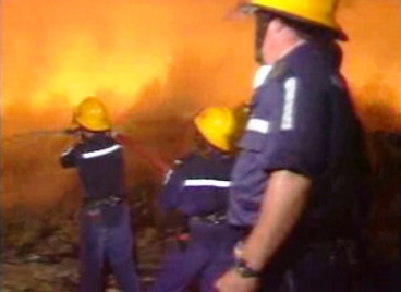 Incêndios em corticeira e em escola agrícola