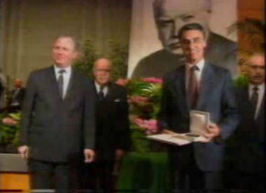 Cavaco Silva recebe prémio Joseph Bech