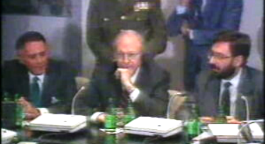 Dick Cheney adverte Portugal