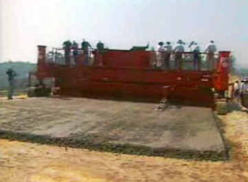 Novo pavimento nas auto-estradas