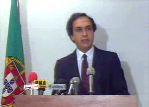 Carlos Carvalhas apresenta Comissão de Apoio