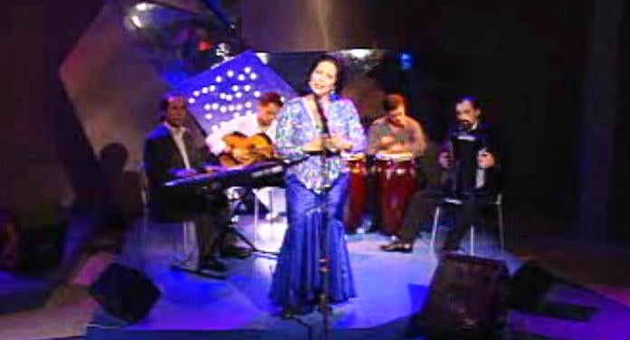 Eu Tenho Dois Amores – Episódio 06, Parte II