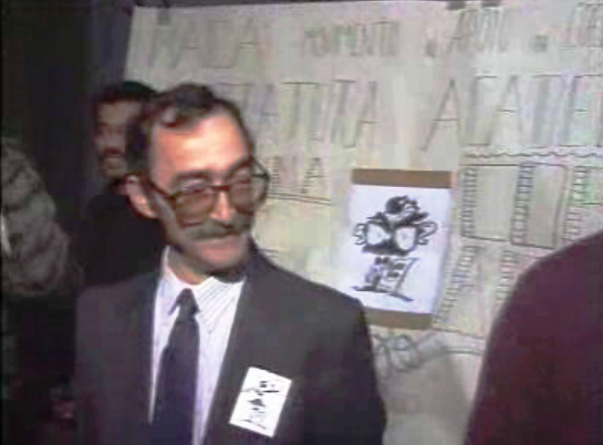 António Coelho Alves recolhe assinaturas