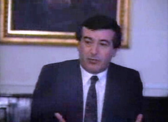 Incompatibilidade de cargos de Fernando Gomes