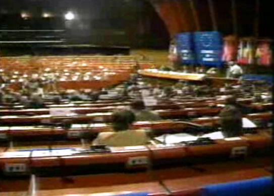 Pedro Canavarro não abandona o cargo de deputado europeu