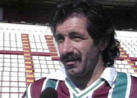 Futebol: transferência de Fernando Chalana