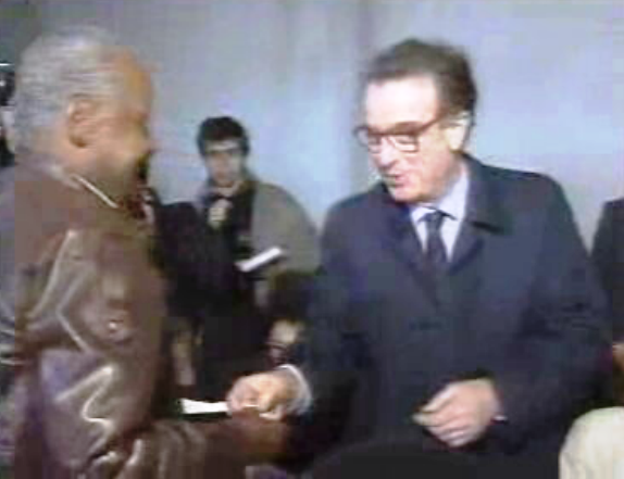 Entrega de casas no Bairro da Horta Nova