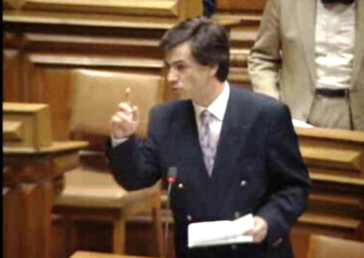 Debate sobre o Imposto Automóvel