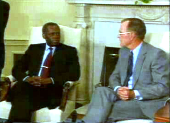 José Eduardo dos Santos visita os EUA