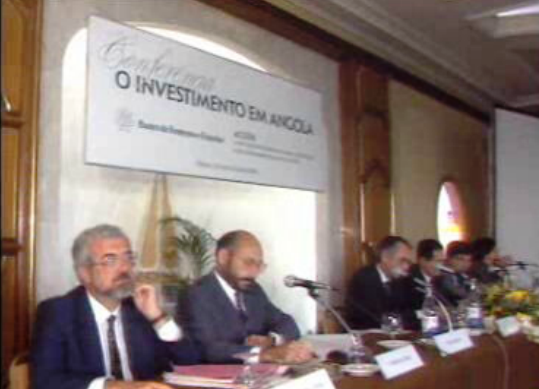 Bancos portugueses em Angola