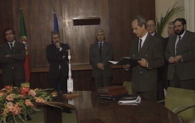 Satélite português PoSat-1