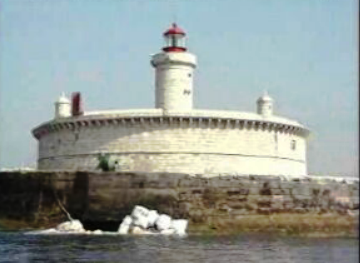 Obras no farol do Bugio