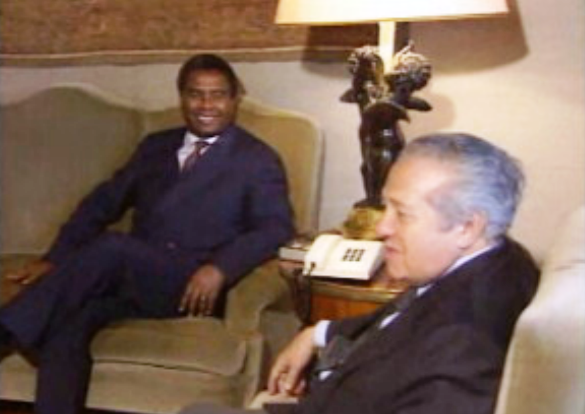 Mário Soares recebe Mascarenhas Monteiro