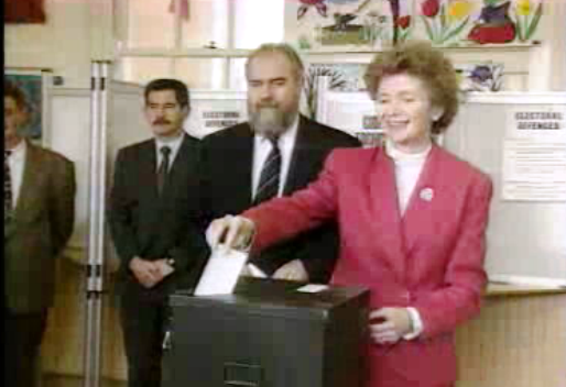 Referendo do Tratado de Maastricht na Irlanda