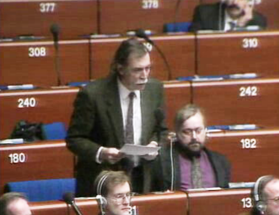 Saída de Barros Moura do PE