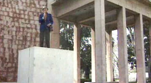 Fernando Pessa e a estátua do marechal Carmona