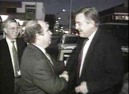 Pik Botha visita comunidade portuguesa na África do Sul