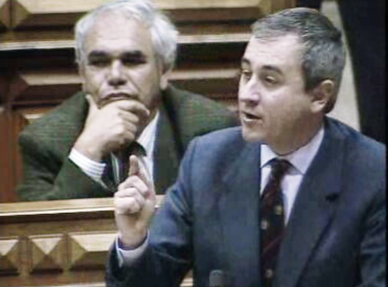 Críticas do PS ao Ministro das Finanças