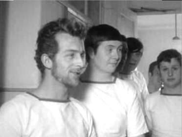 Marinheiros ingleses doam sangue