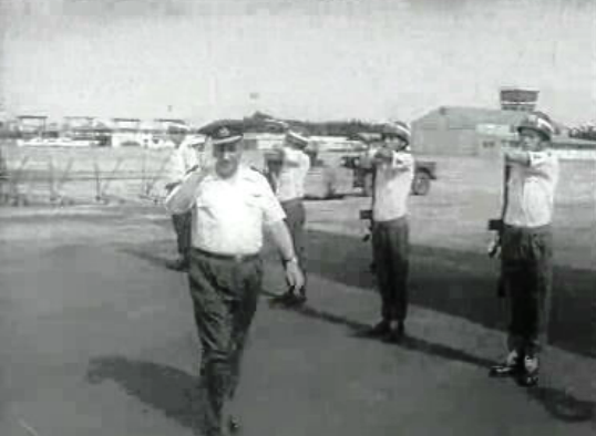 Notícia do Telejornal de 24 de abril de 1974