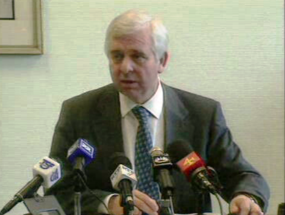 Conferência de imprensa de Eduardo Catroga