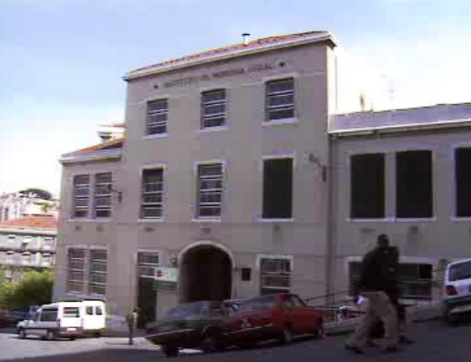 Greve às autópsias no IML